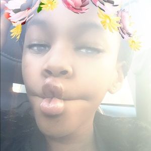 Meet your Posher, Sky